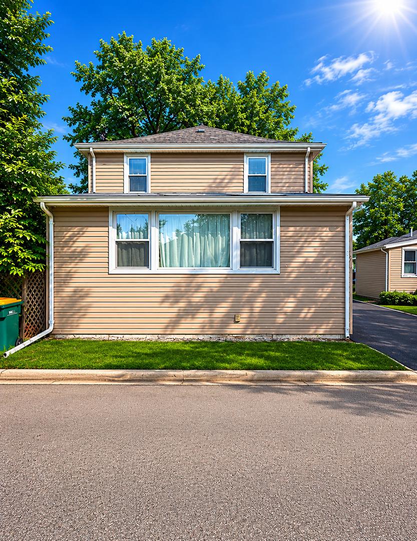 87 Lake Ln., Fox Lake, IL 60020