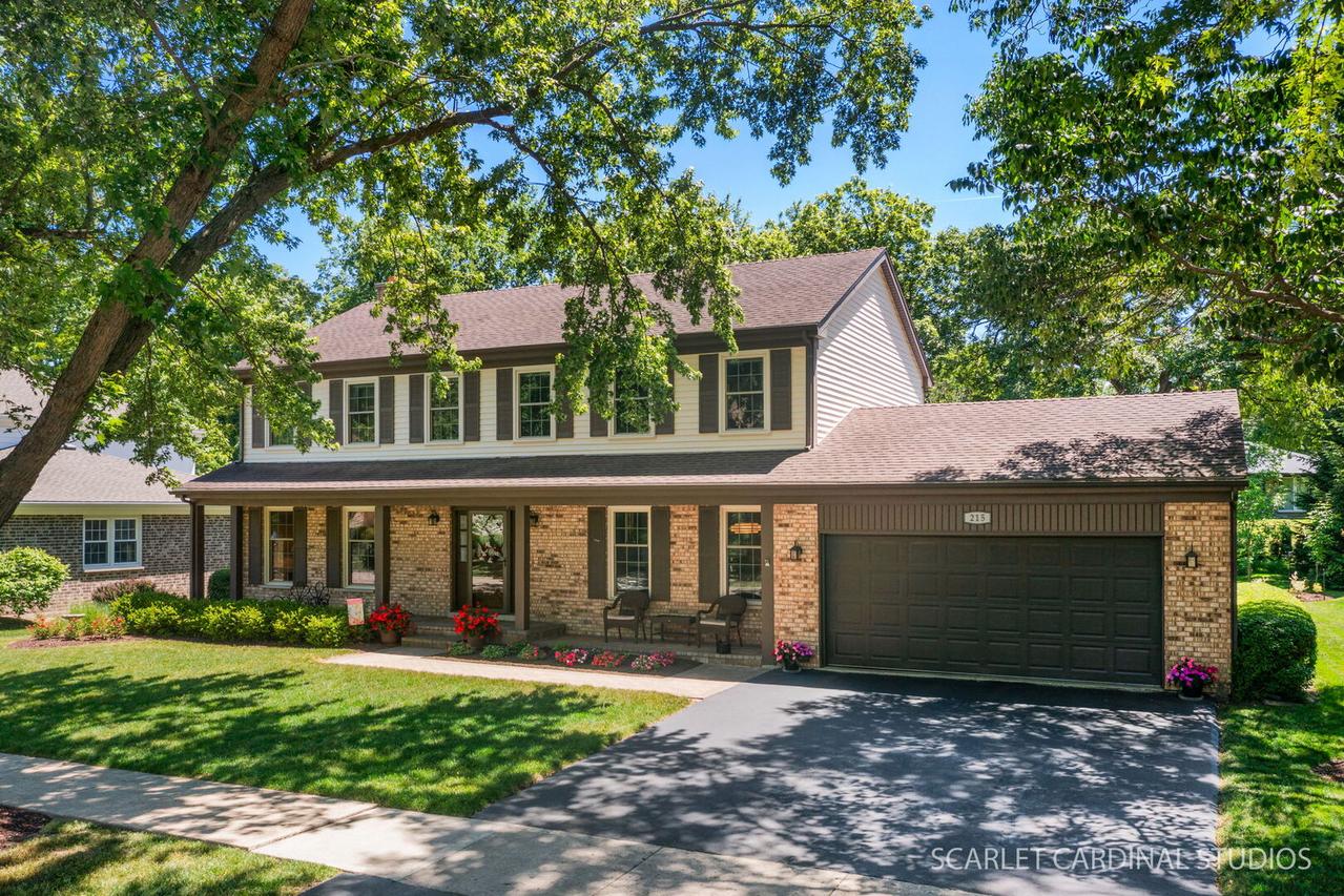 215 Alpine Dr., Lake Zurich, IL 60047