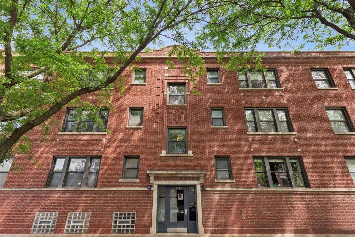 1454 W Roscoe St. #1W, Chicago, IL 60657