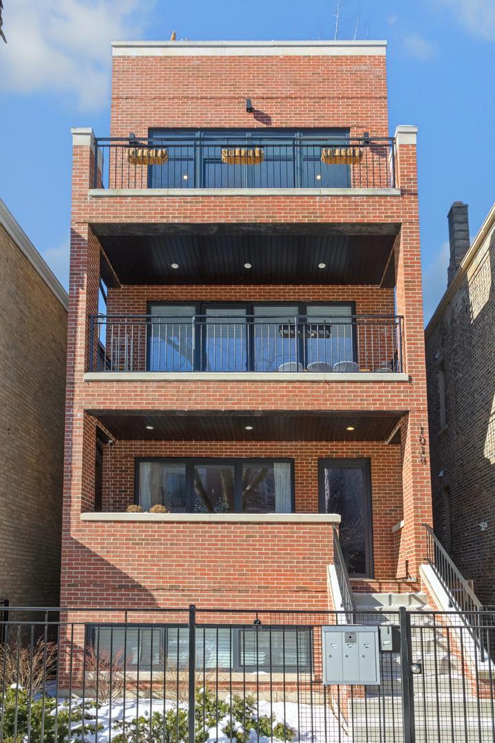 1018 N Wood St. #3, Chicago, IL 60622