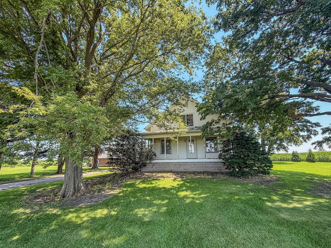 15192 Elm Grove Rd., Farmer City, IL 61842