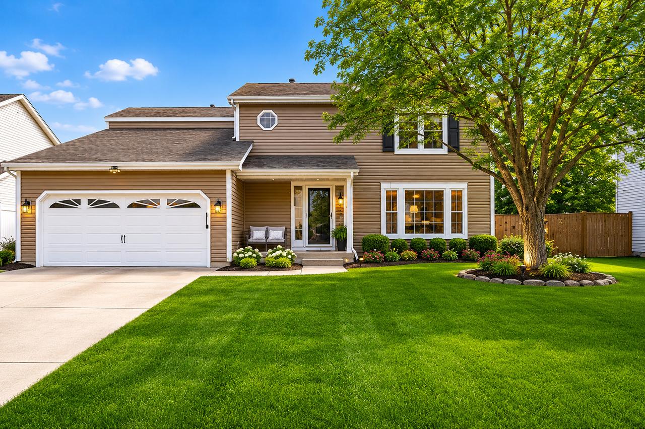 684 Regent Dr., Crystal Lake, IL 60014