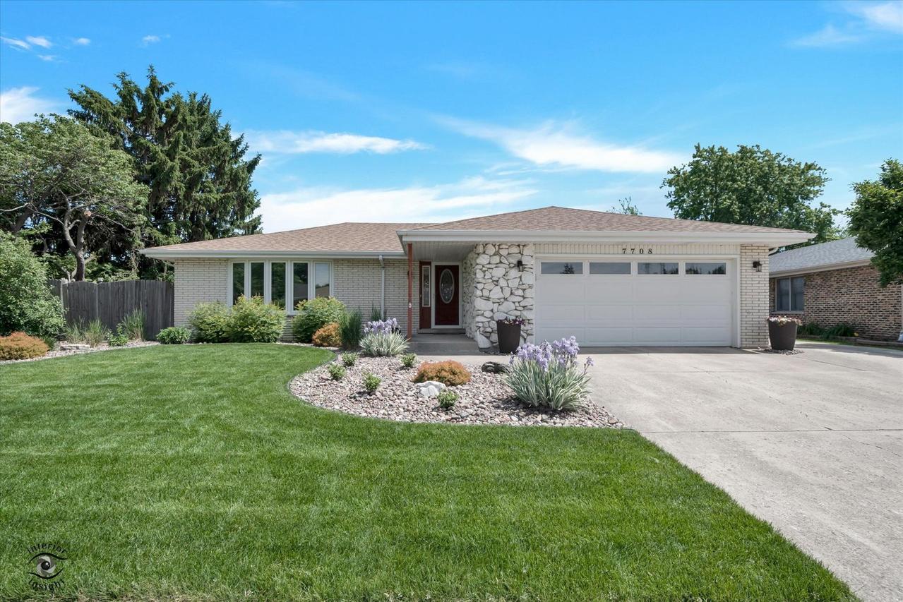 7708 Palm Dr., Orland Park, IL 60462