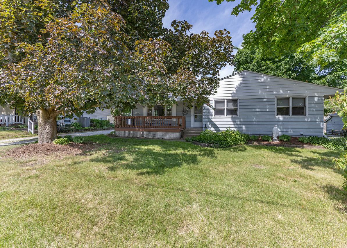335 N Chicago St., Geneseo, IL 61254