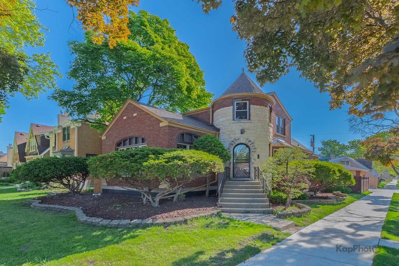 1701 N Rutherford Ave., Chicago, IL 60707