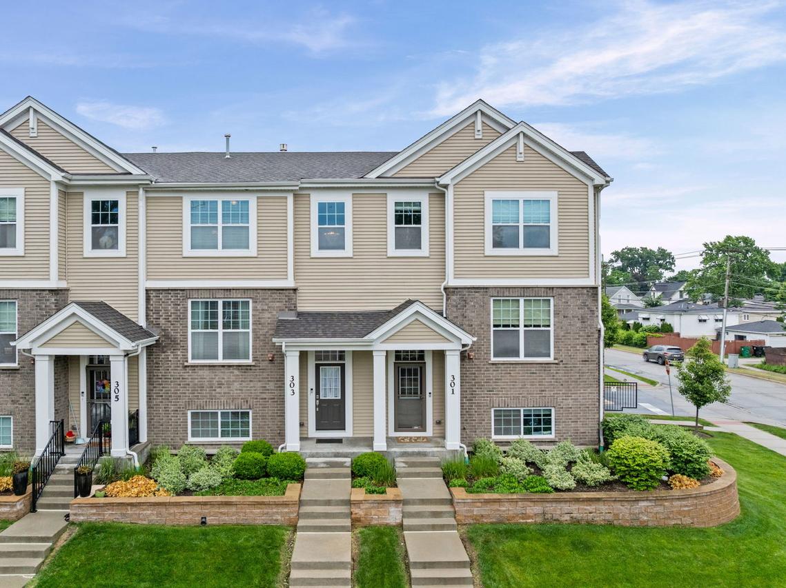 303 N Delphia Ave., Park Ridge, IL 60068