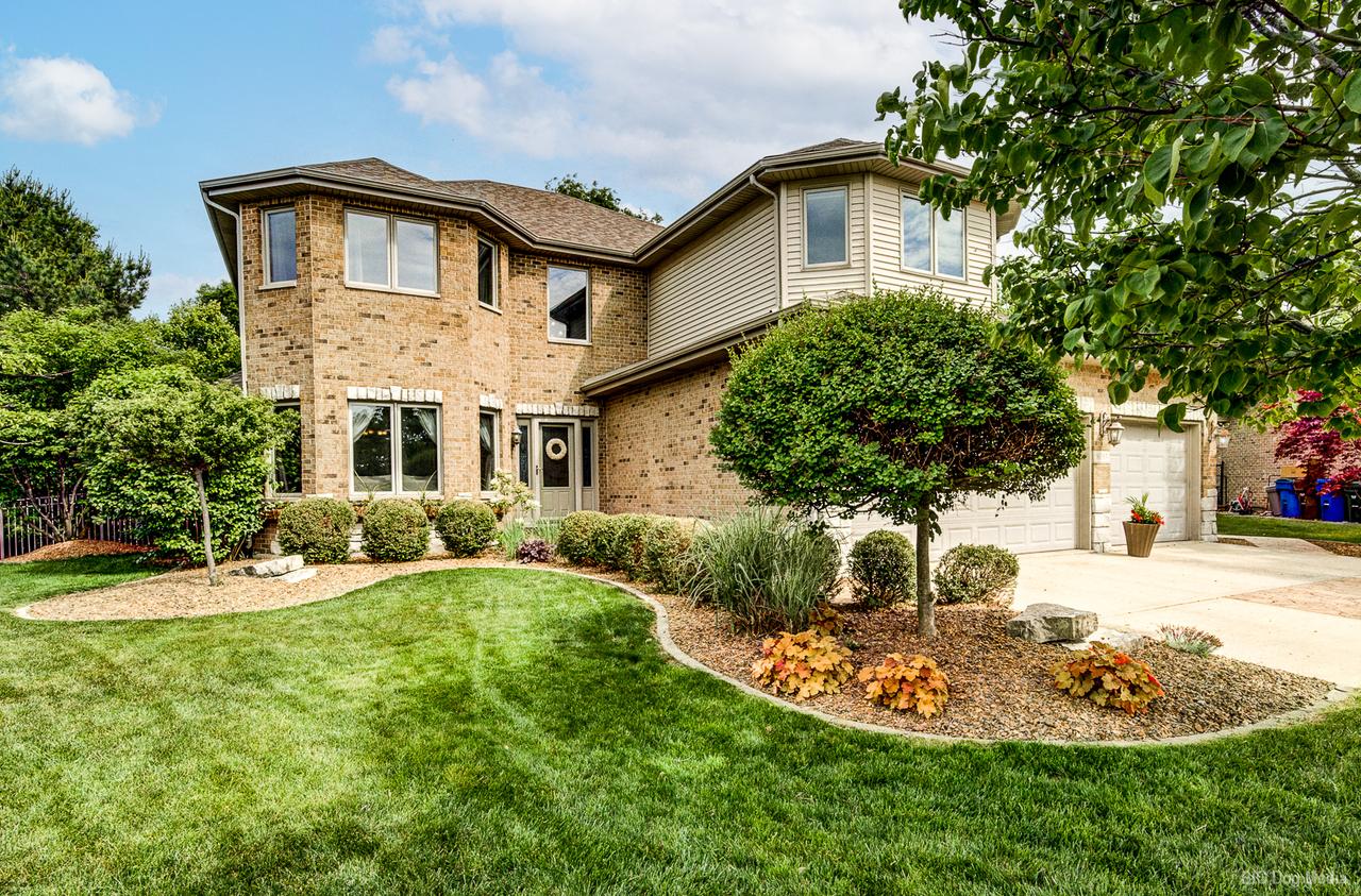 8053 Duane Dr., Frankfort, IL 60423