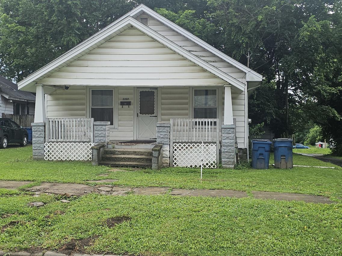 2207 Casey Ave., Mt Vernon, IL 62864