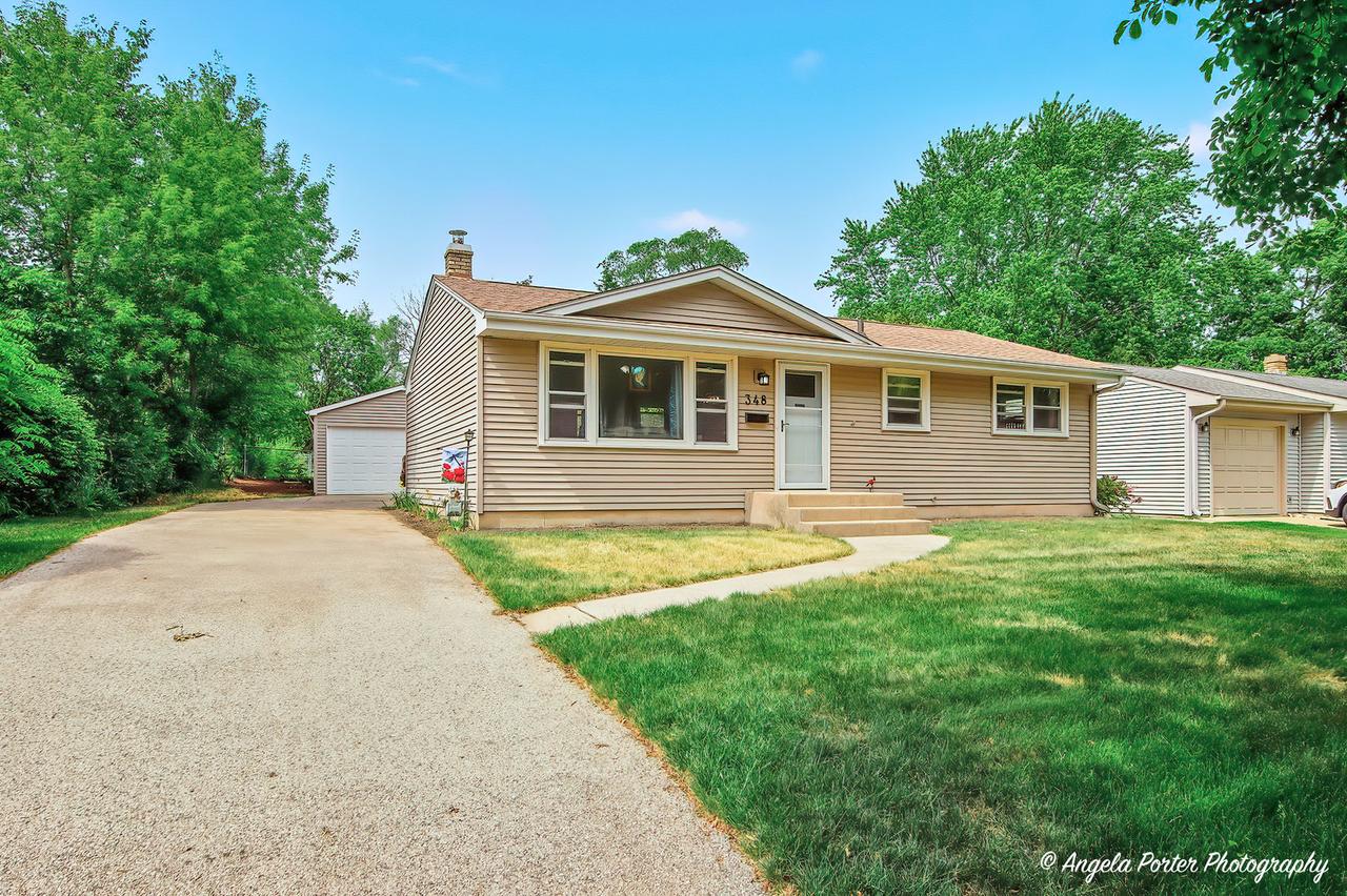 348 W. Oriole Tr., Cary, IL 60013
