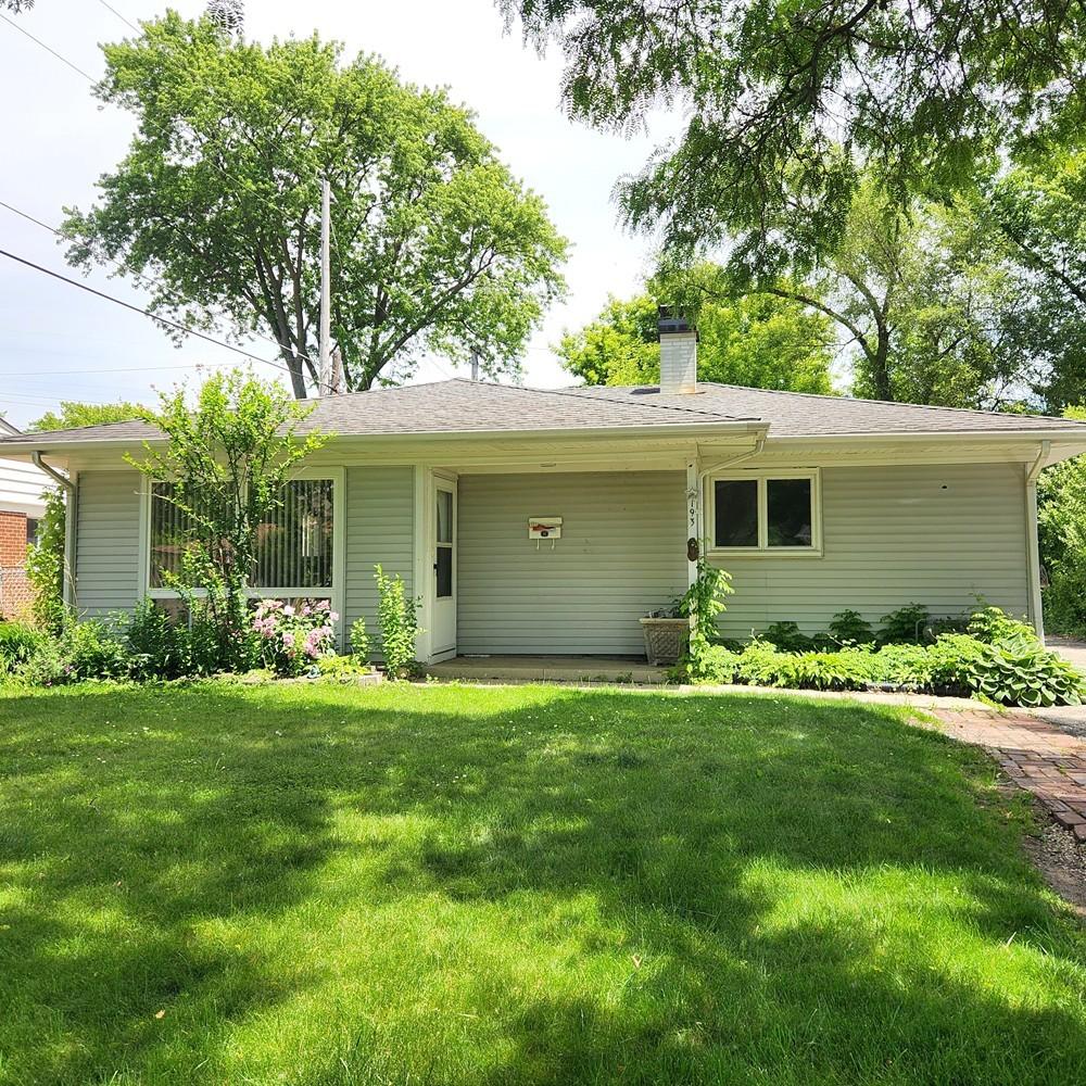 193 E Dennis Rd., Wheeling, IL 60090