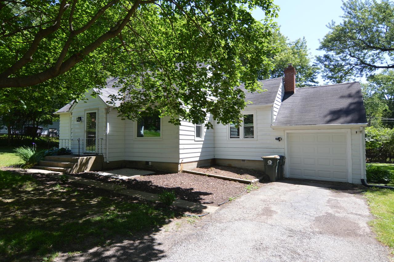 8412 Wium St., Cary, IL 60013