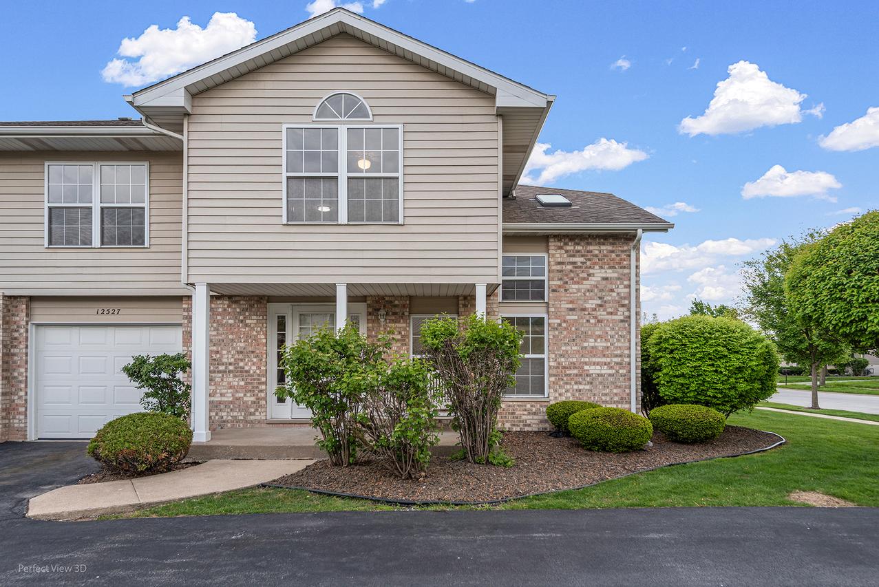12527 S Central Park Ave., Alsip, IL 60803