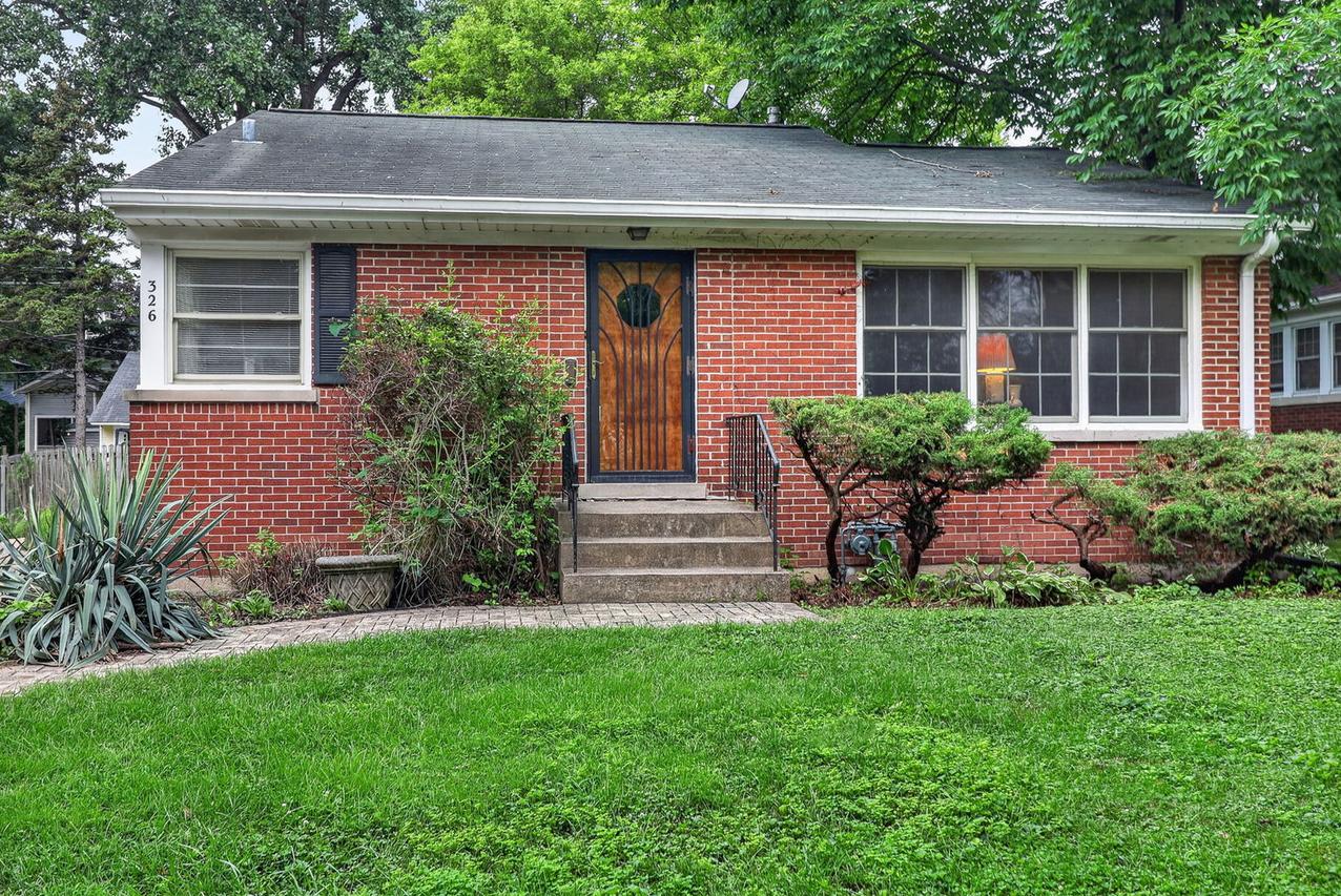 326 N Kensington Ave., La Grange Park, IL 60526