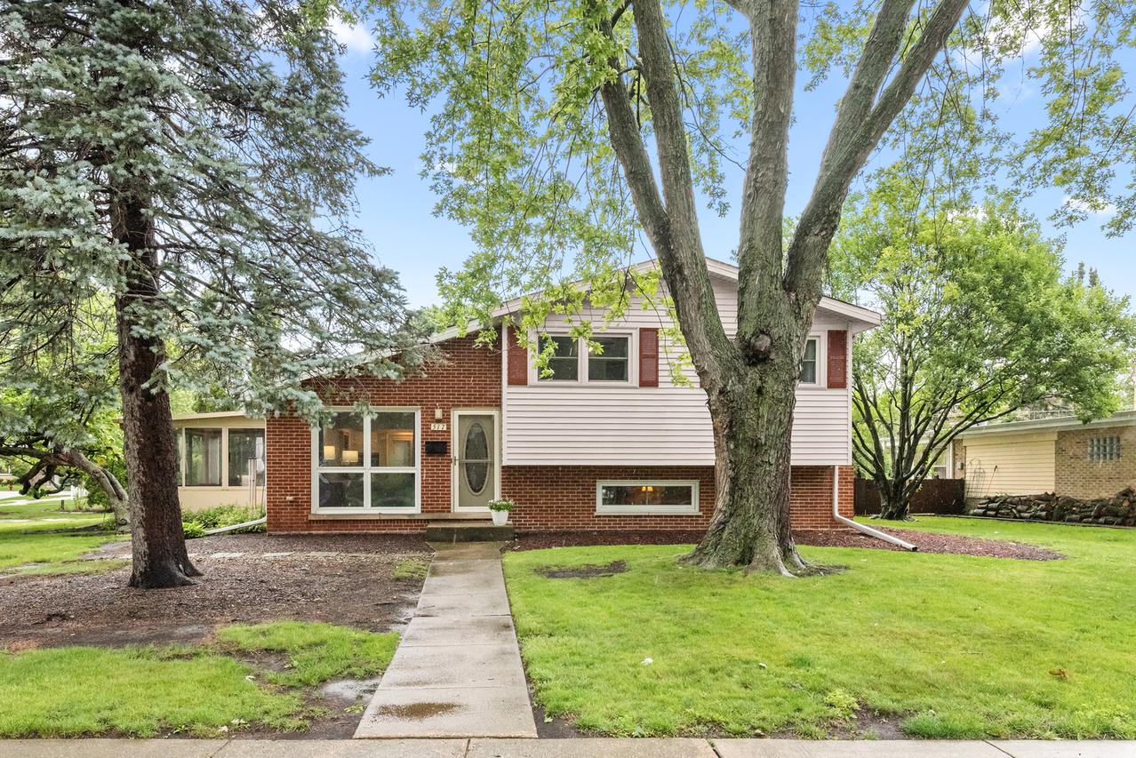 517 W North St., Itasca, IL 60143