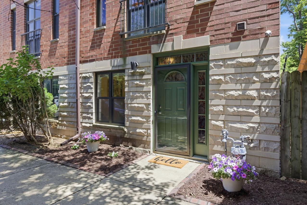1816 N Spaulding Ave. #1, Chicago, IL 60647