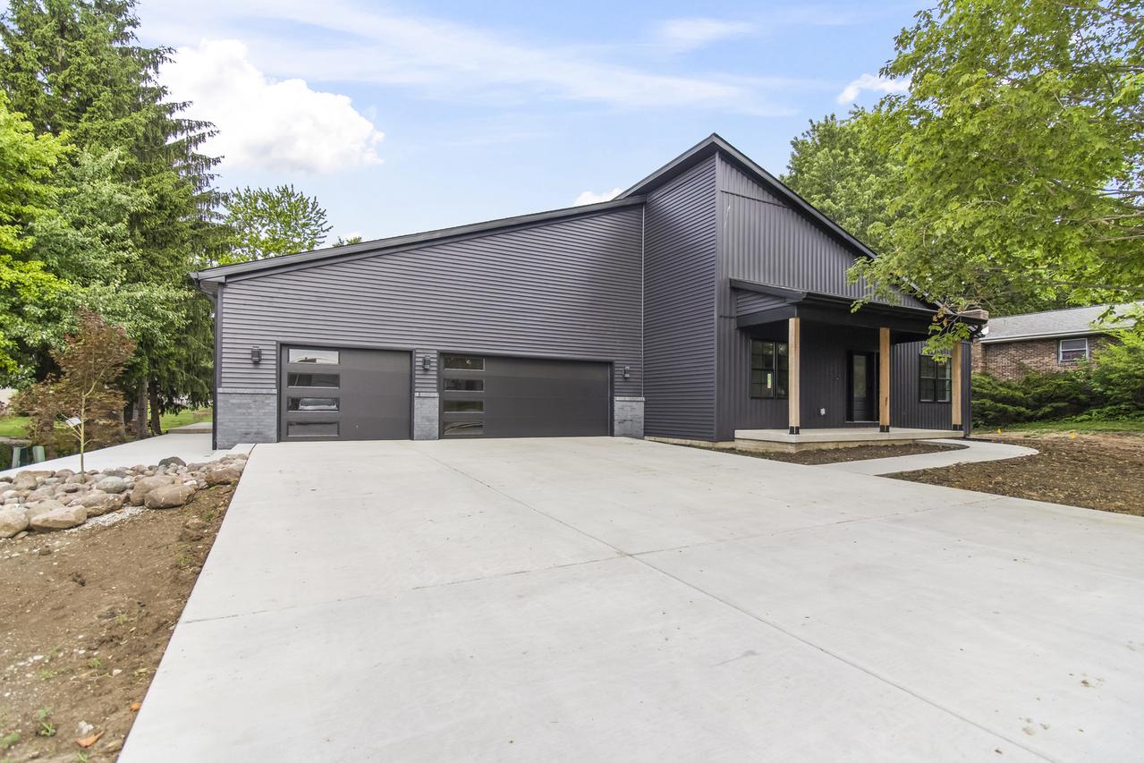 1417 N Linden St., Normal, IL 61761