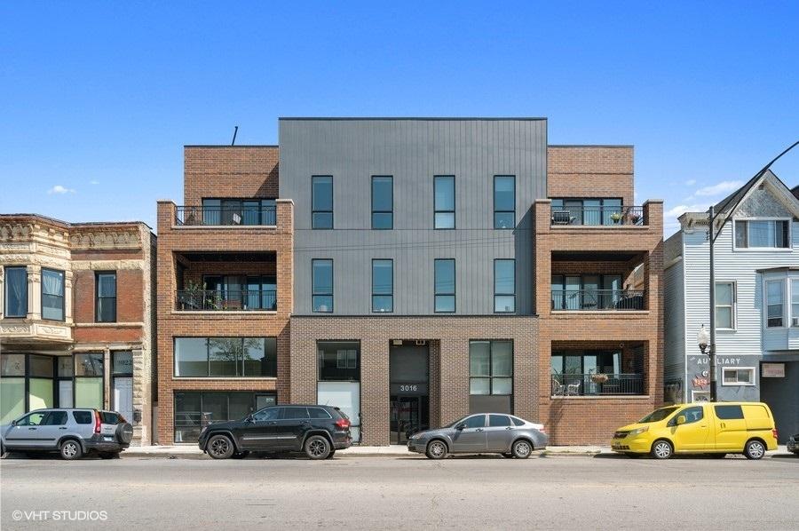 3016 W Belmont Ave. #2W, Chicago, IL 60618