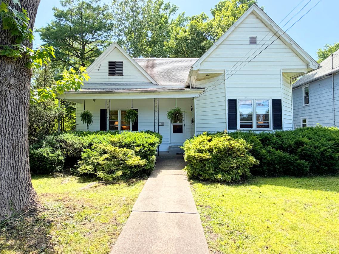 404 N Springer St., Carbondale, IL 62901
