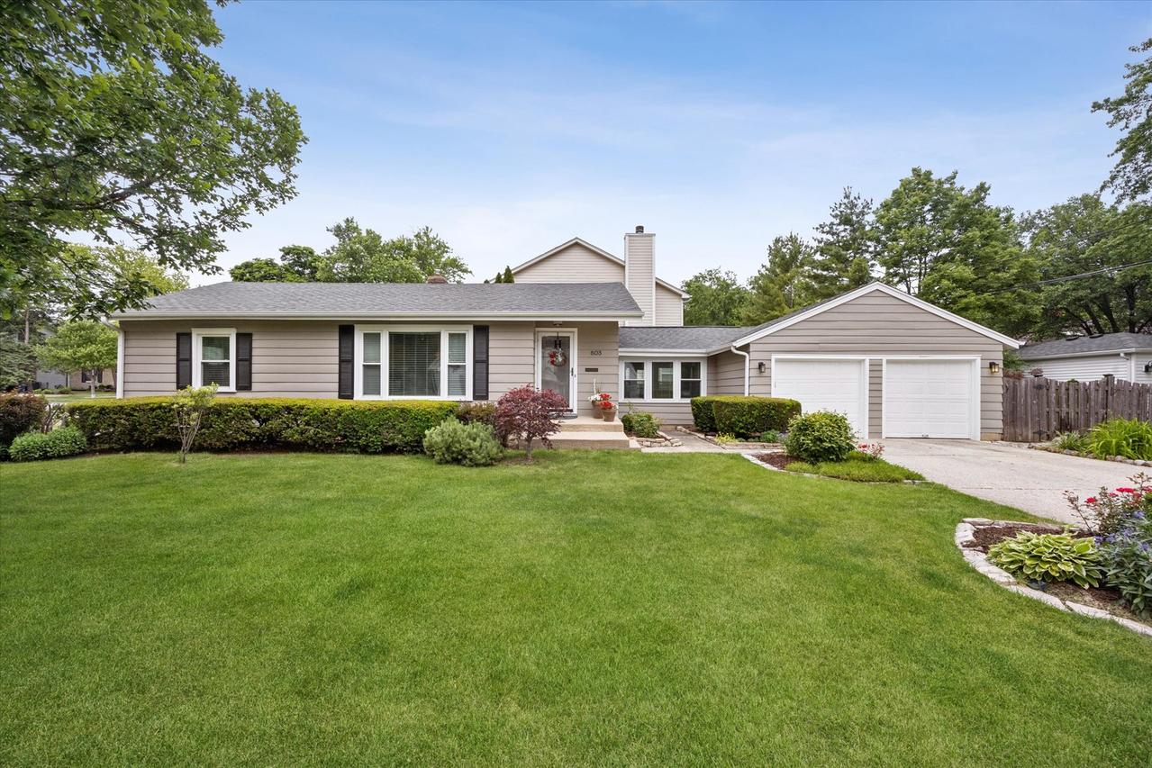 803 E Harrison Ave., Wheaton, IL 60187