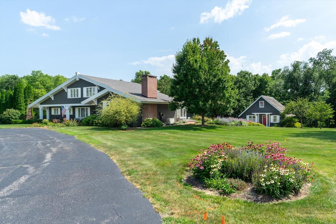 1910 Hickory Ln., Princeton, IL 61356