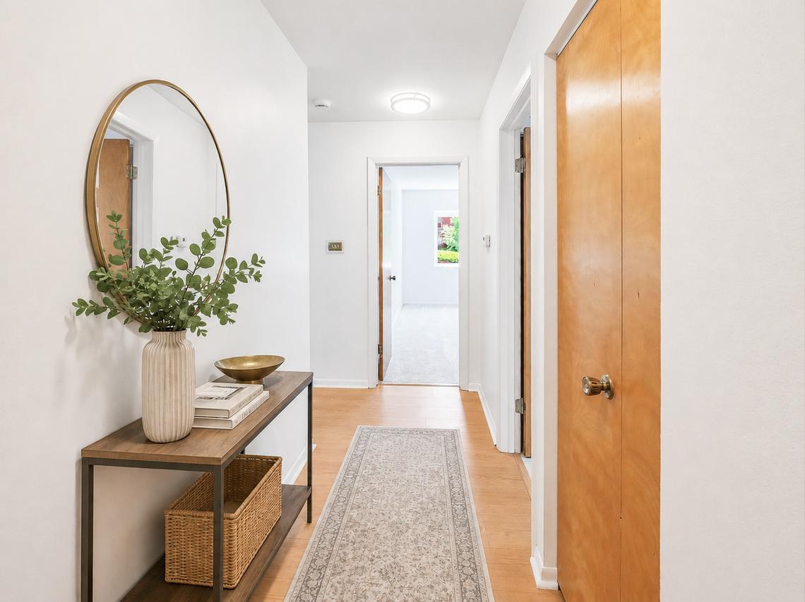1025 S Fernandez Ave. #1S, Arlington Heights, IL 60005