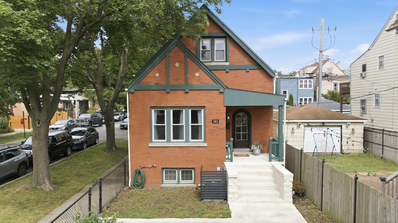 3141 N Richmond St., Chicago, IL 60618