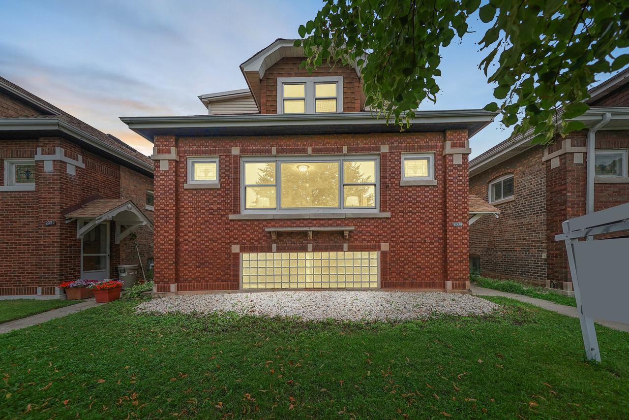 2339 Clarence Ave., Berwyn, IL 60402