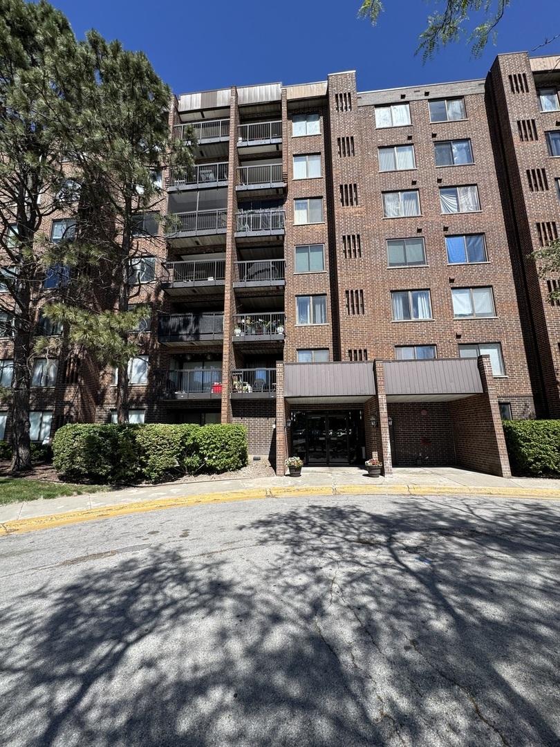 400 Park Ave. #512, Calumet City, IL 60409