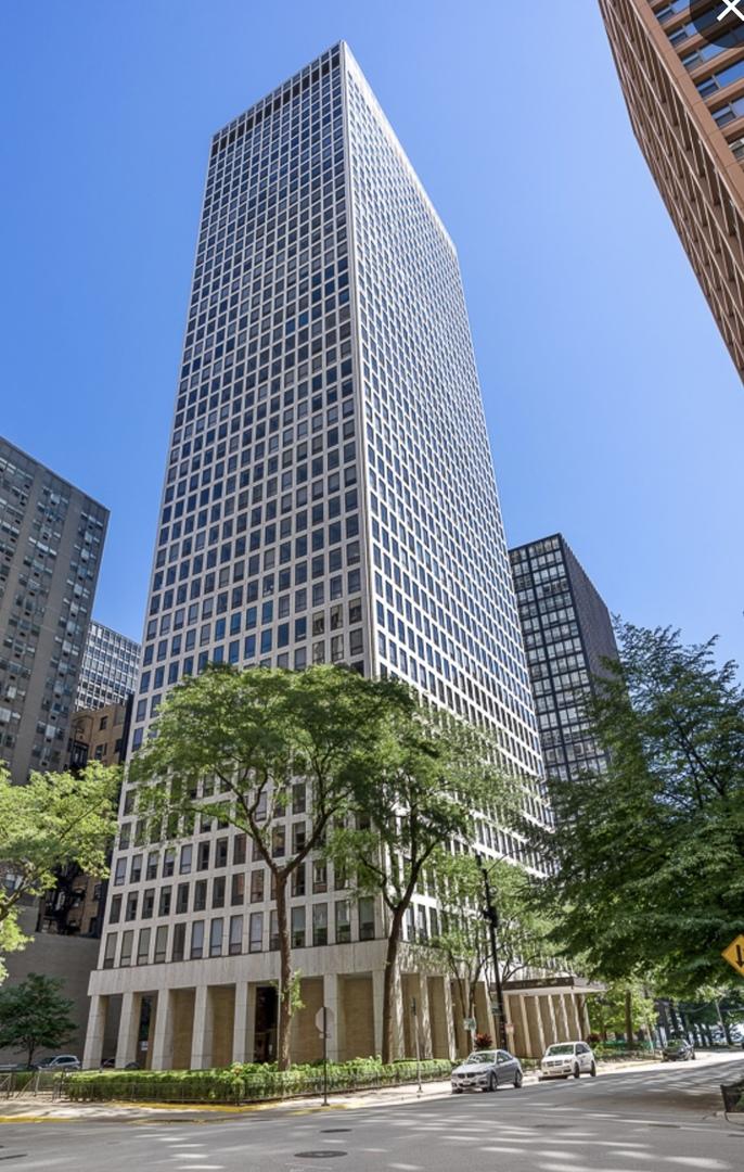 260 E Chestnut St. #409, Chicago, IL 60611