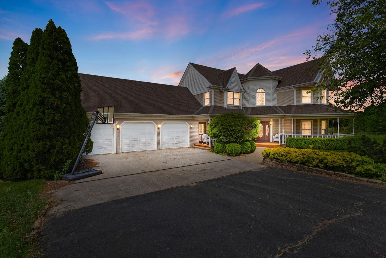 1848 E Offner Rd., Beecher, IL 60401