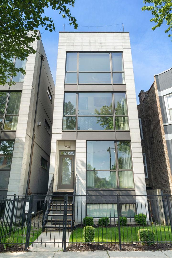 2534 N Linden Pl. #1, Chicago, IL 60647