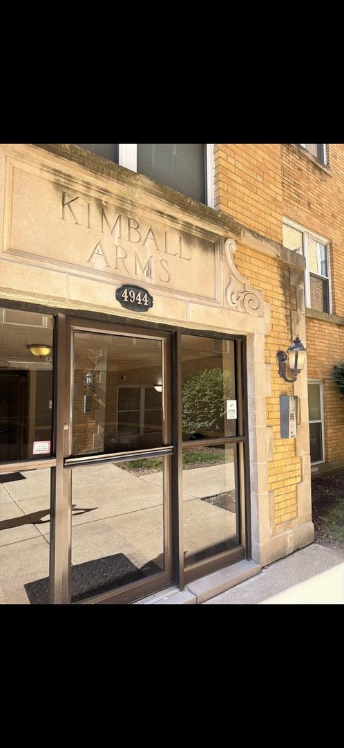 4944 N Kimball Ave. #3E, Chicago, IL 60625