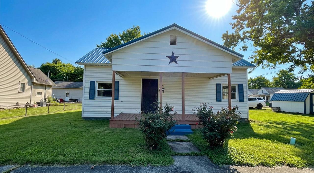919 Catherine St., Metropolis, IL 62960