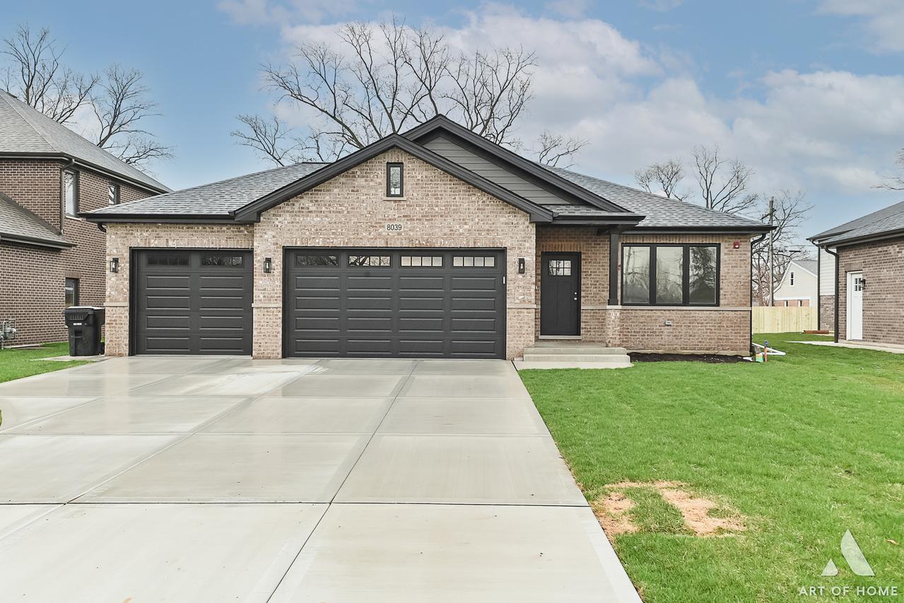 8039 S 85th Ct., Justice, IL 60458
