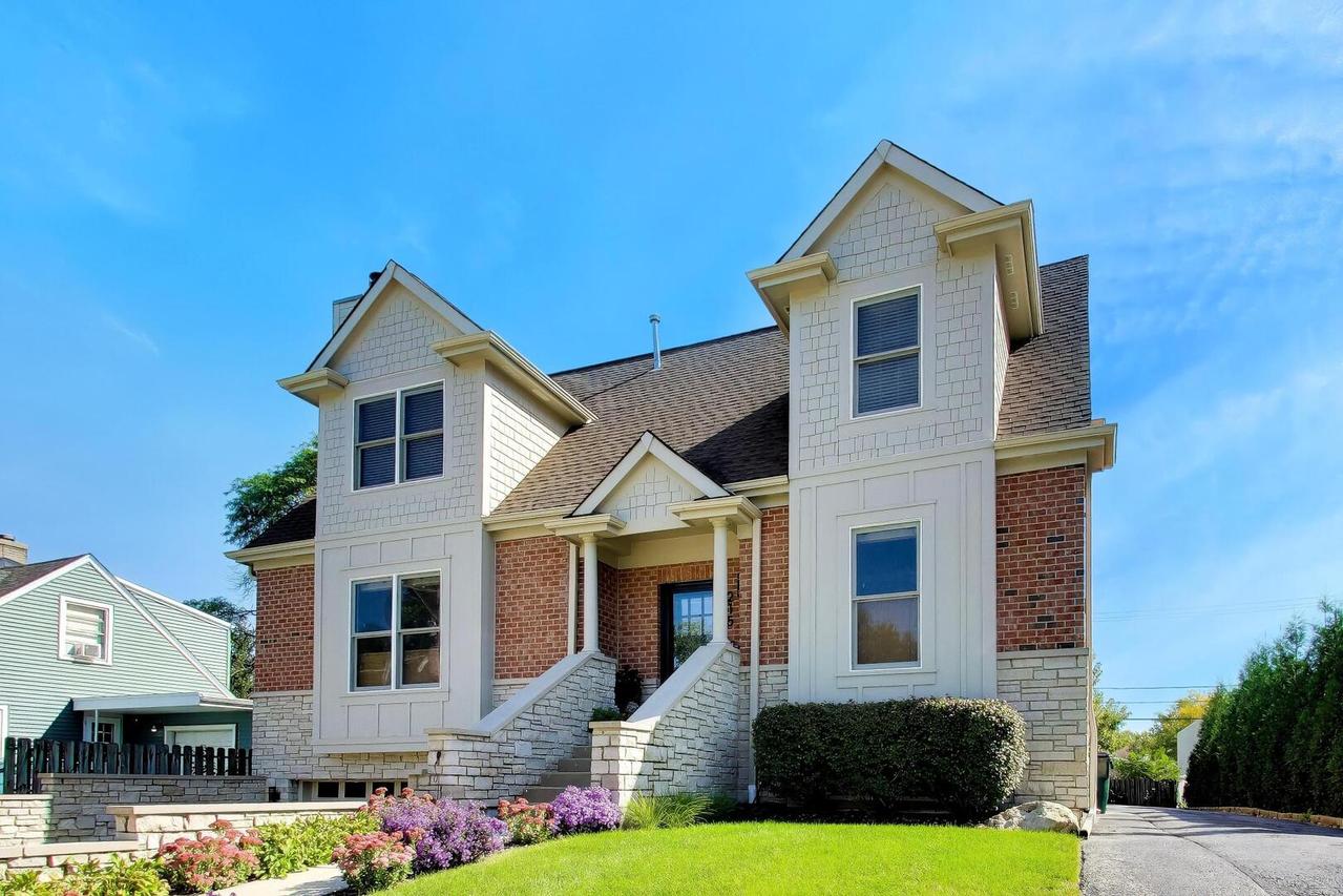 [Address Hidden by Seller], Arlington Heights, IL 60005