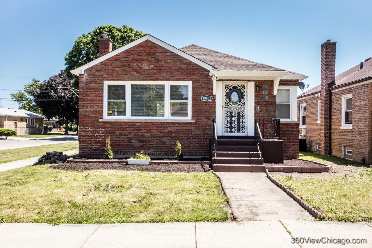 10601 S Peoria St., Chicago, IL 60643