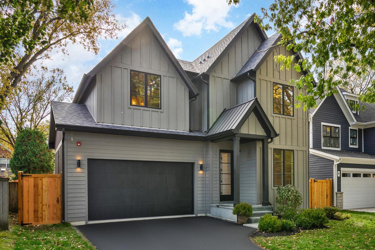 1917 Washington Ave., Wilmette, IL 60091