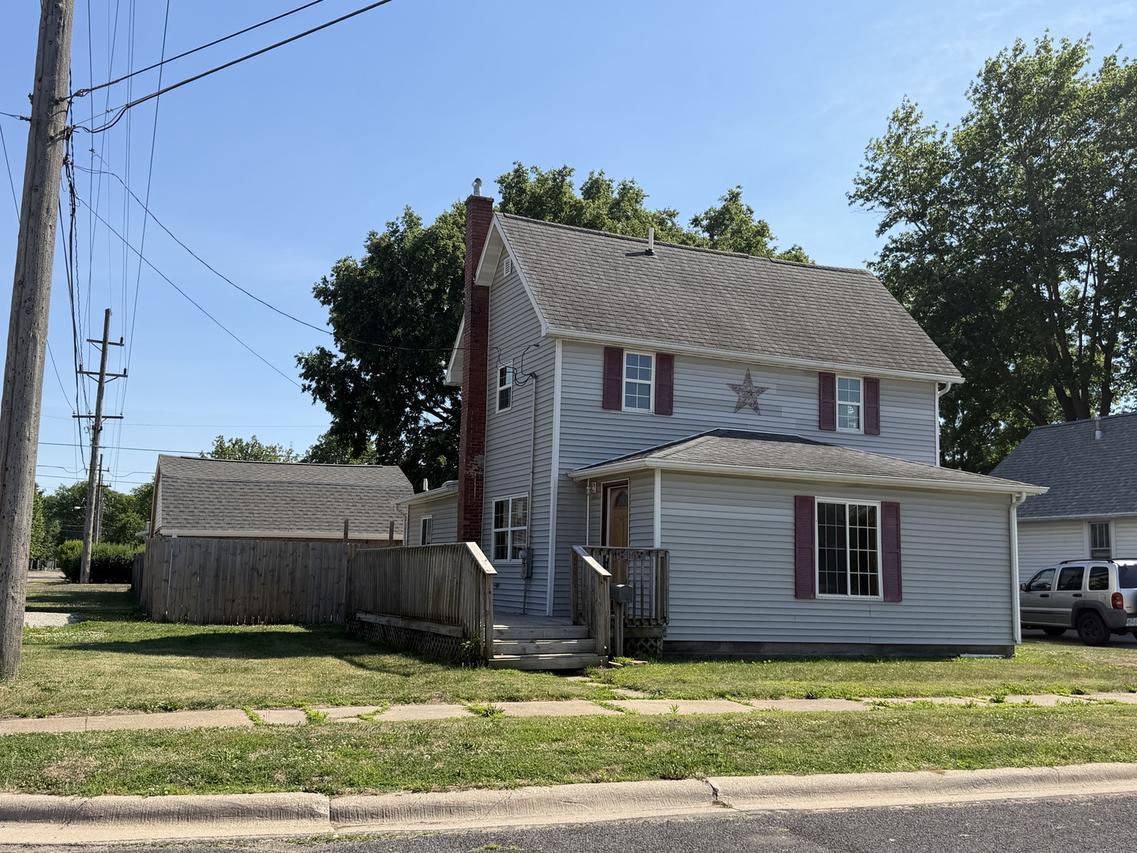 414 East 8th St., Rock Falls, IL 61071
