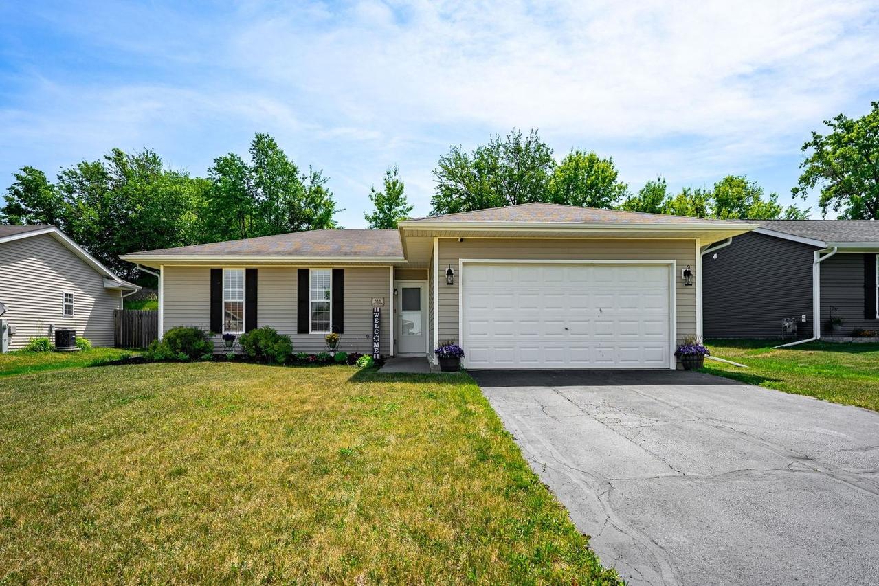 8331 Crooked Bend Rd., Machesney Park, IL 61115