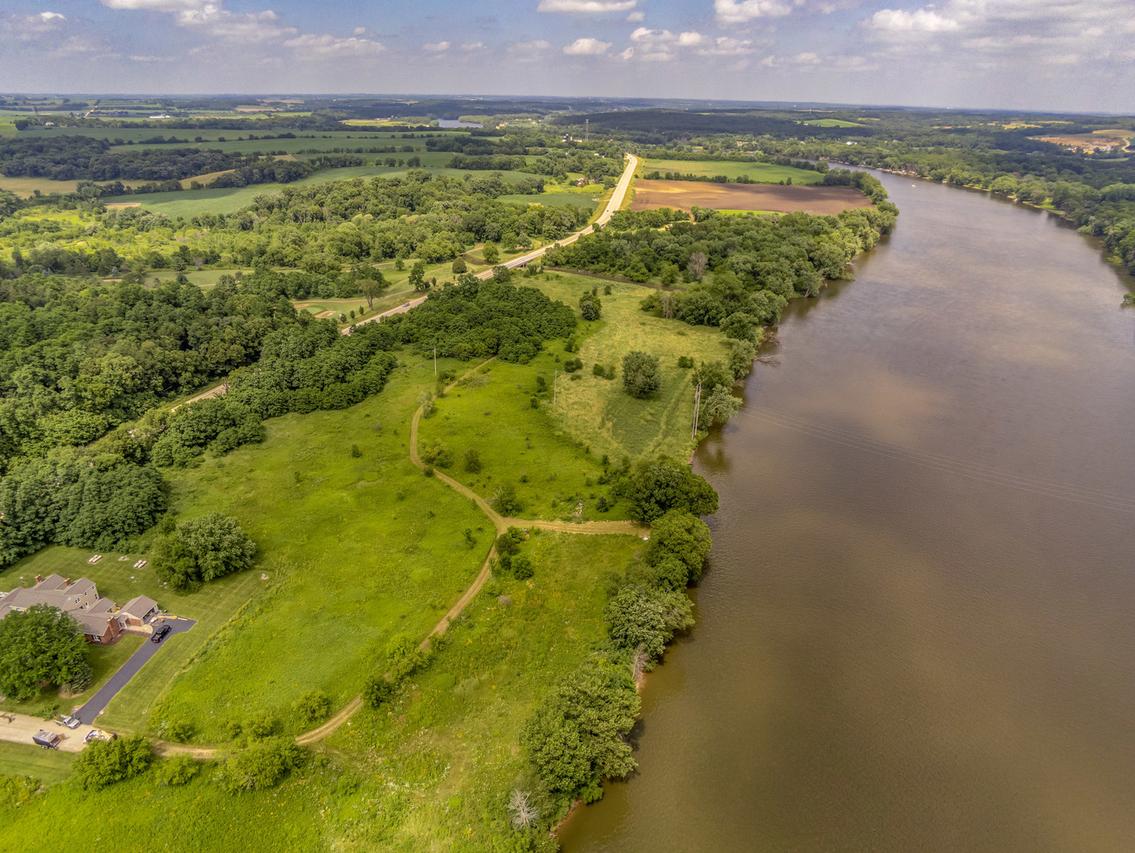 000 Indian Cove Dr., Oregon, IL 61061