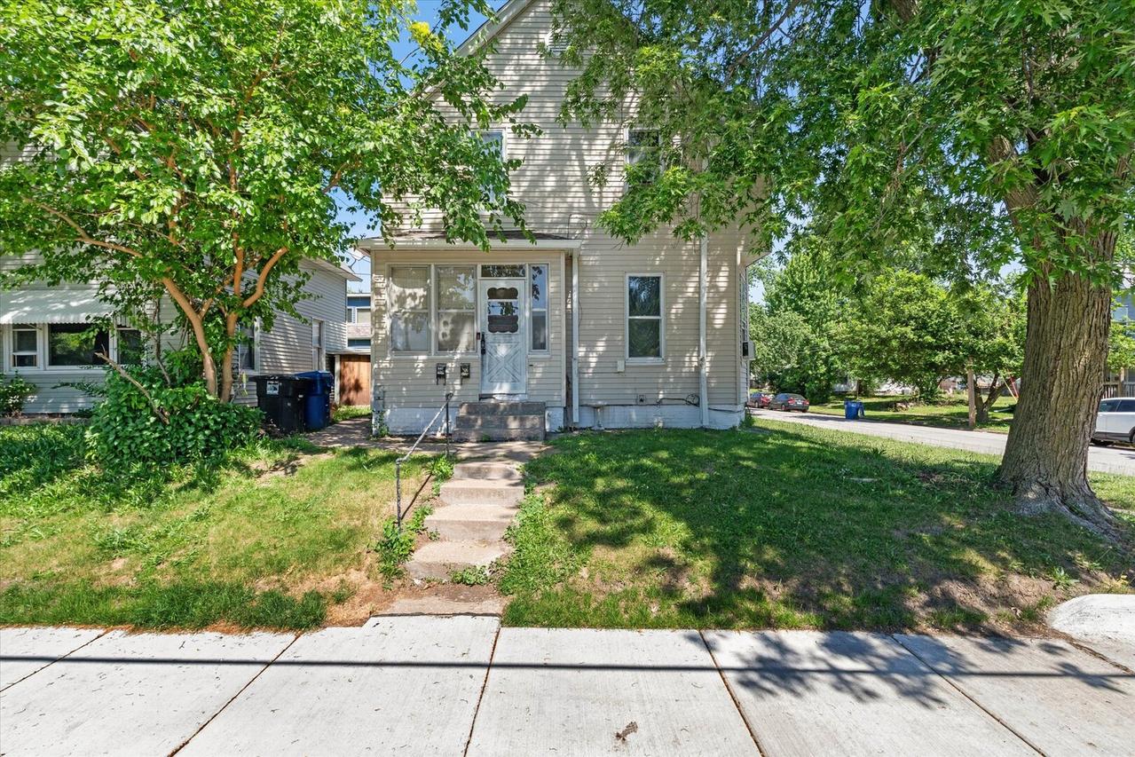 1730 10th St., Moline, IL 61265