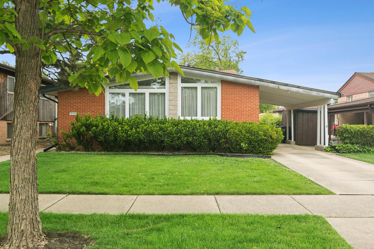 8501 W Normal Ave., Niles, IL 60714