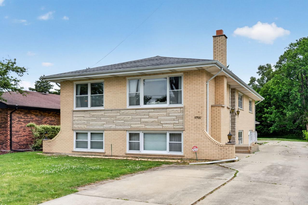 9700 W 58th St., Countryside, IL 60525