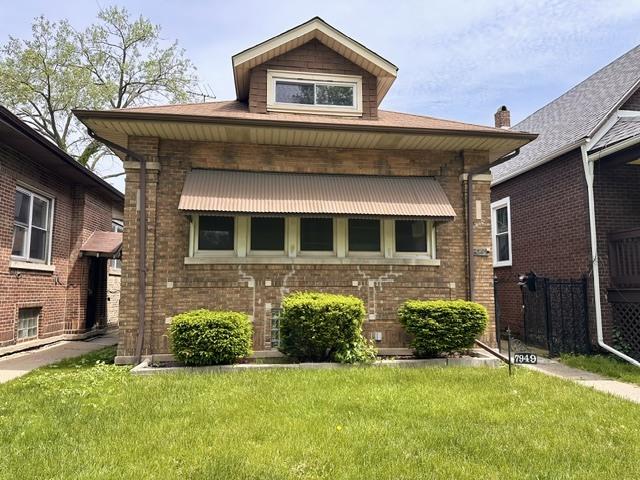 7949 S Manistee Ave., Chicago, IL 60617