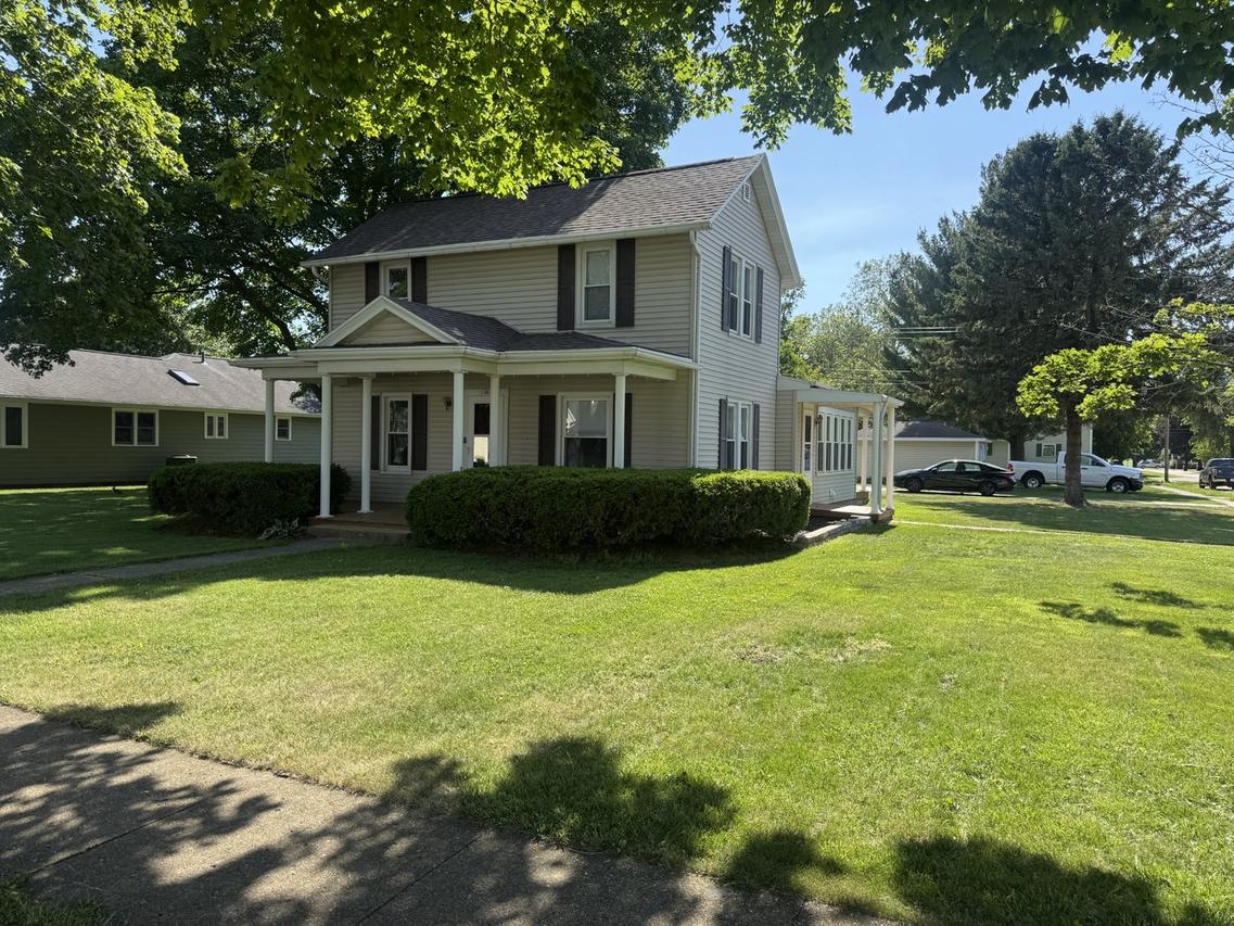 134 N Bureau Ave., Ladd, IL 61329
