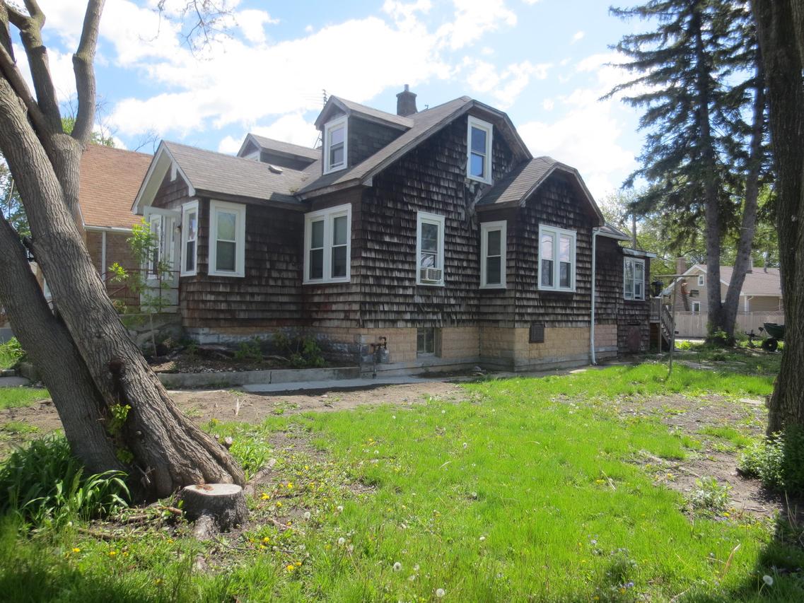 8215 W Forest Preserve Ave., Chicago, IL 60634