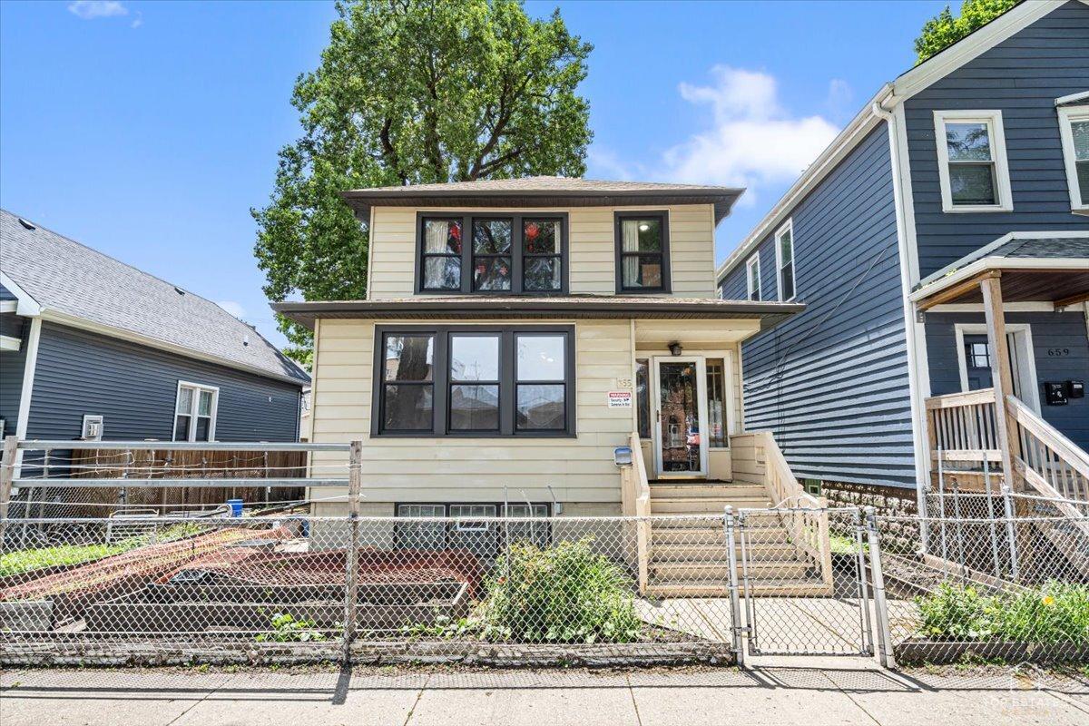 655 W 43rd Pl., Chicago, IL 60609