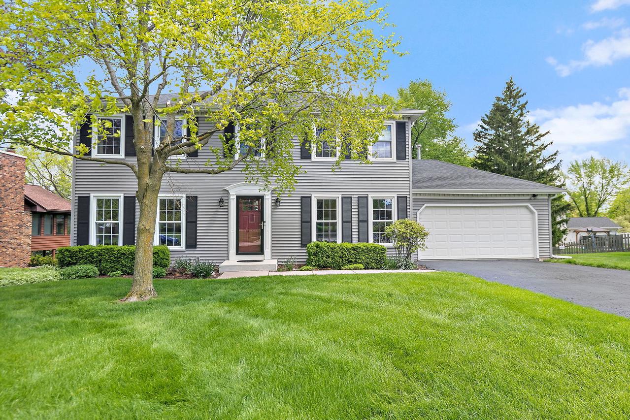 18 Jennifer Ln., Dekalb, IL 60115