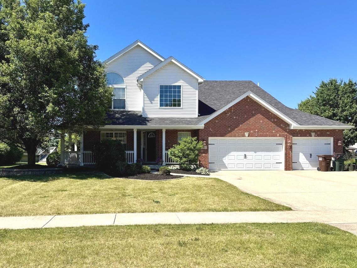 815 Stirrup Ln., New Lenox, IL 60451