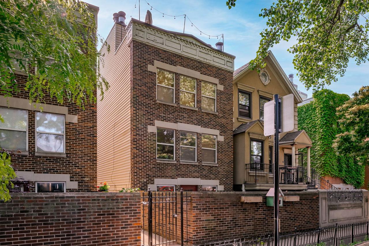 1839 N Bissell St. #3, Chicago, IL 60614